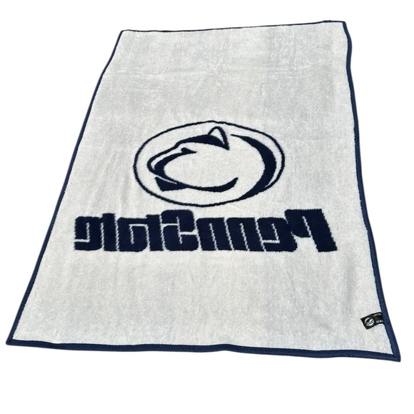 STADIUM BLANKET PENN STATE REVERT Fuzzy Stadium Blanket, Blue & White 74”x52” - Picture 2 of 6